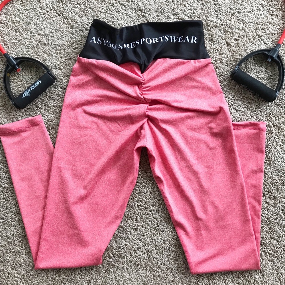 Scrunch Bum Leggings Hot Peach 🍑